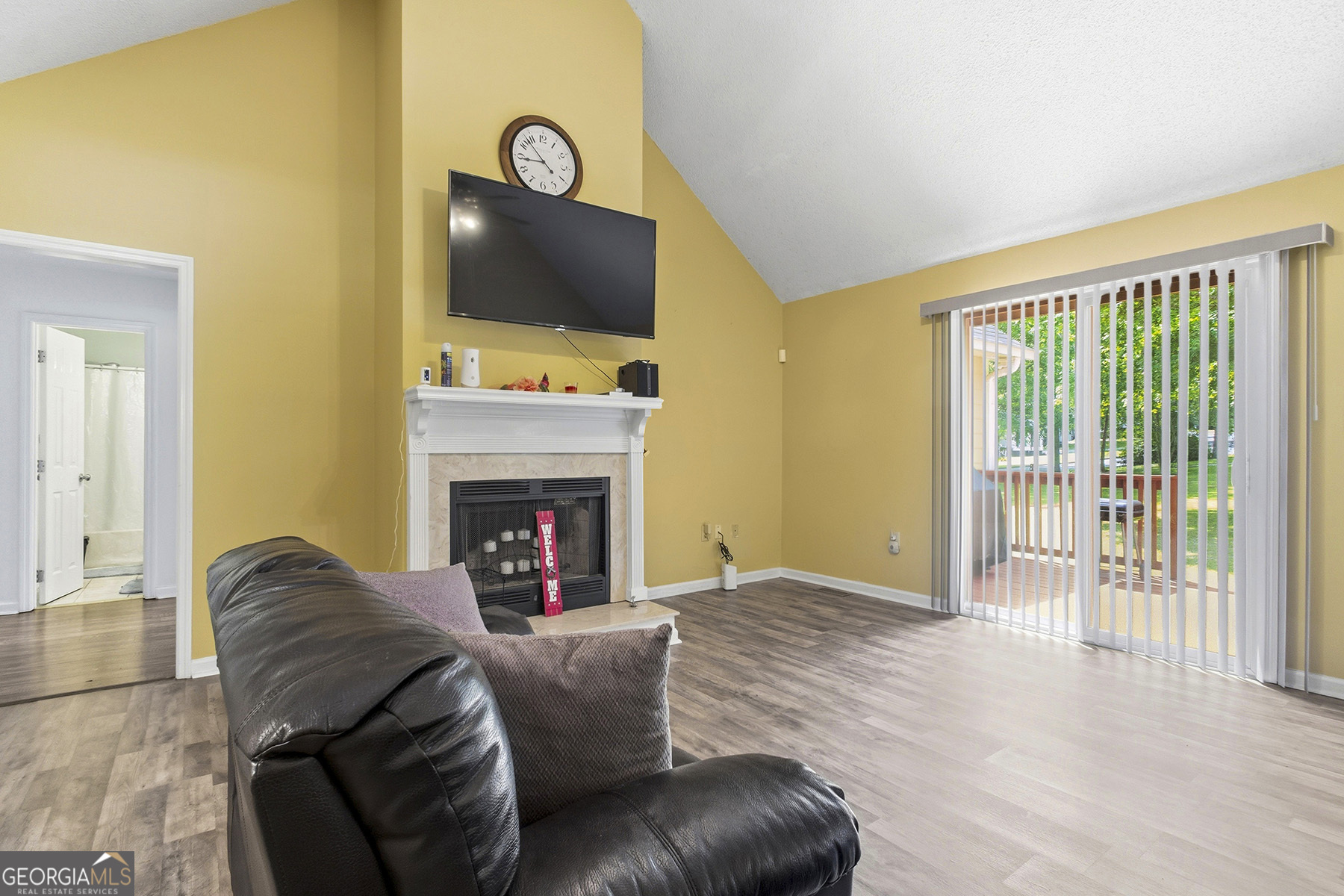 135 Chadwick DR