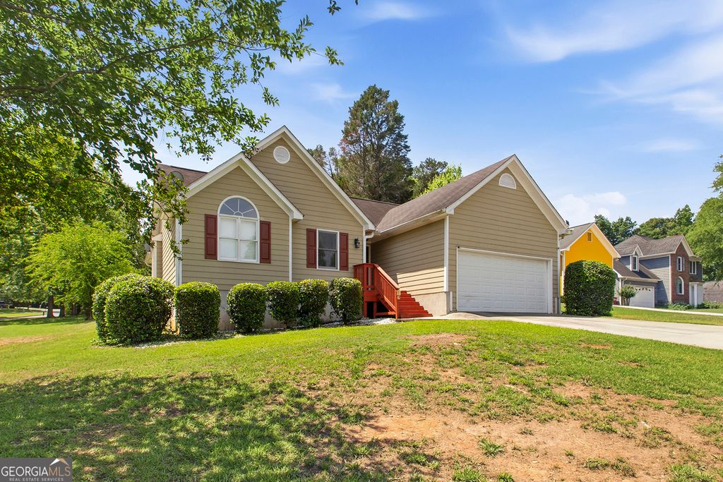 Photo of 135 Chadwick Drive, Macon, GA 31210 (MLS # 10762830)