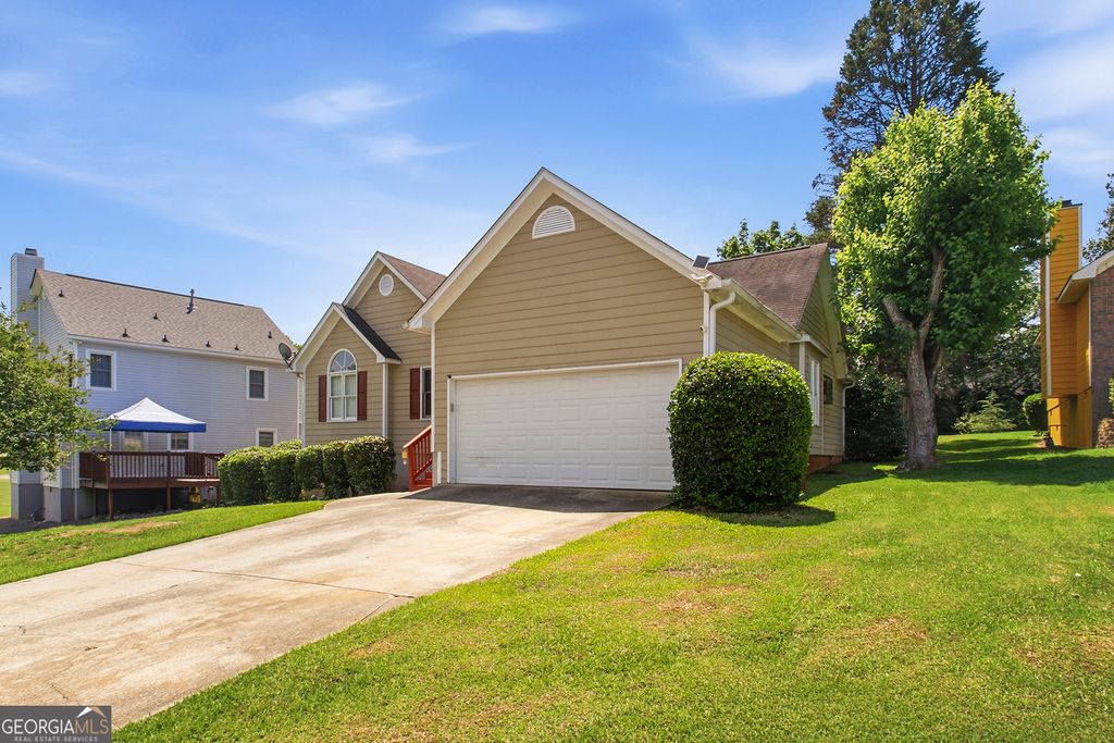 Photo of 135 Chadwick Drive, Macon, GA 31210 (MLS # 10762830)