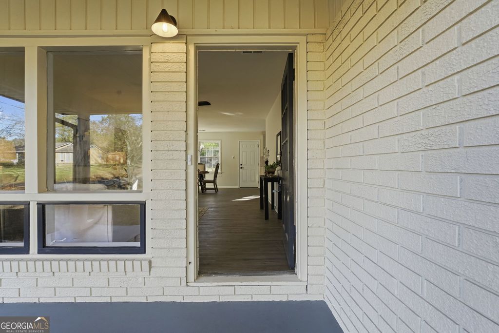 Photo of 135 Reeceburg Road SE, Silver Creek, GA 30173 (MLS # 10659360)