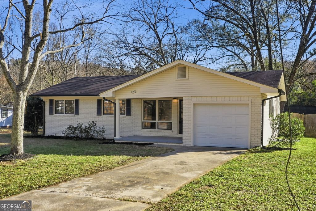 Photo of 135 Reeceburg Road SE, Silver Creek, GA 30173 (MLS # 10659360)