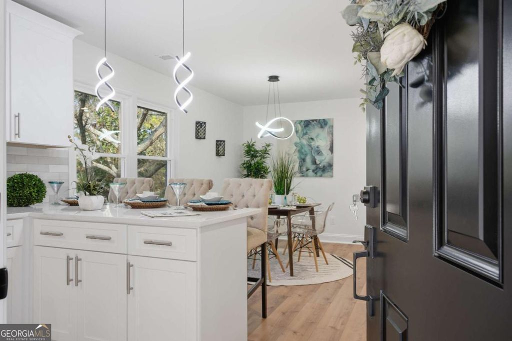 Photo of 5804 S Gordon Road, Austell, GA 30168 (MLS # 10657670)