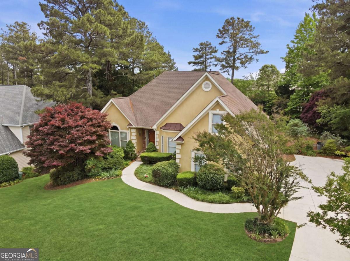 3725 Ridgeway TER