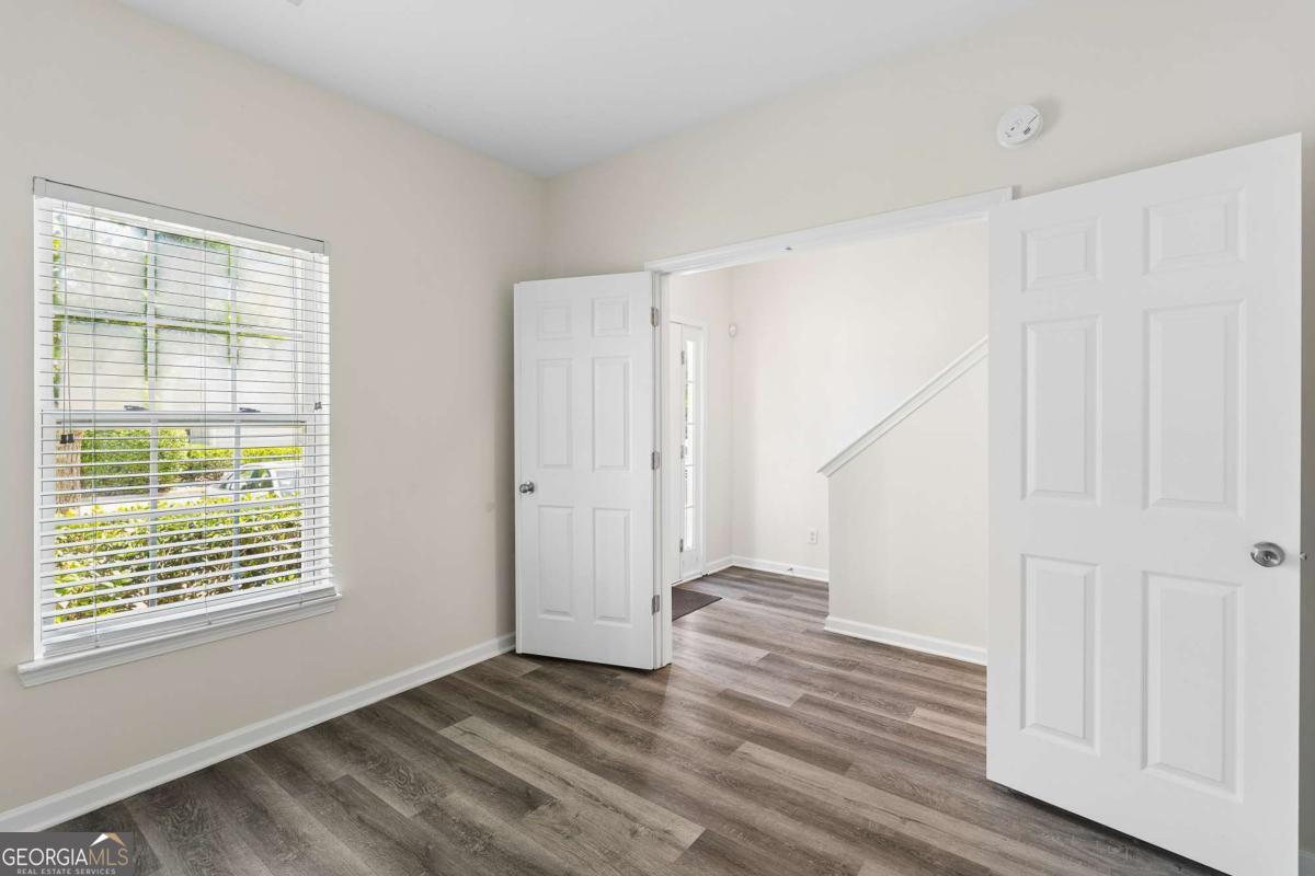 585 Mcwilliams RD SE 1605