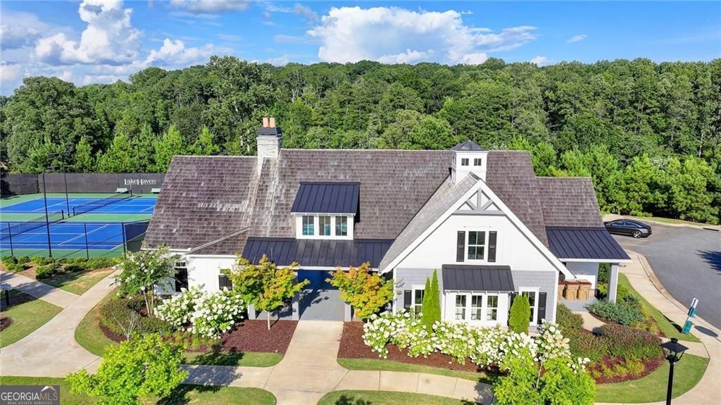 4345 Madison Hall DR