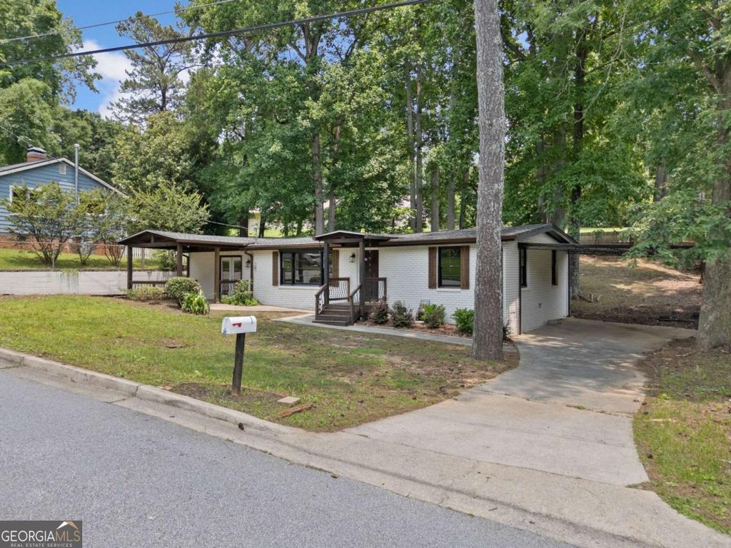 Photo of 119 Mcbee Street, Dallas, GA 30132 (MLS # 10661412)