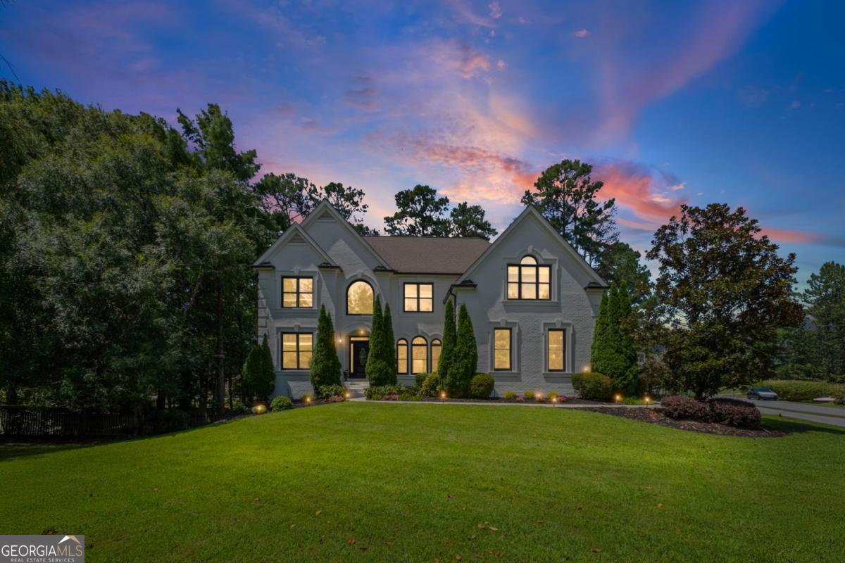 842 N Brookshade PKWY