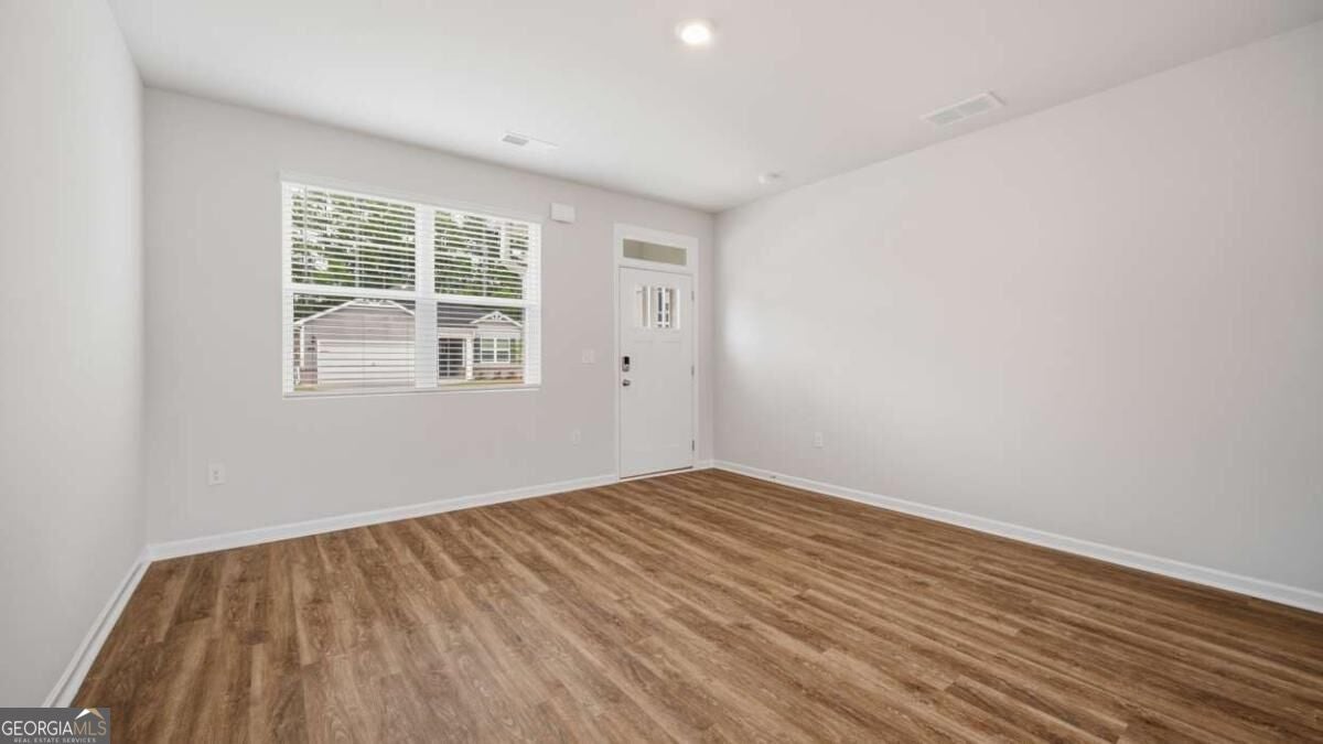 213 Villa DR