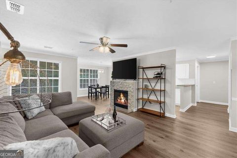 123 Streamside DR Roswell GA 30076