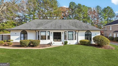 Photo of 4985 Cascade Overlook SW, Atlanta, GA 30331 (MLS # 10649184)