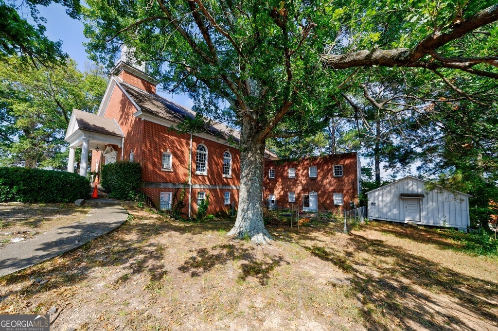 3593 Clairmont RD