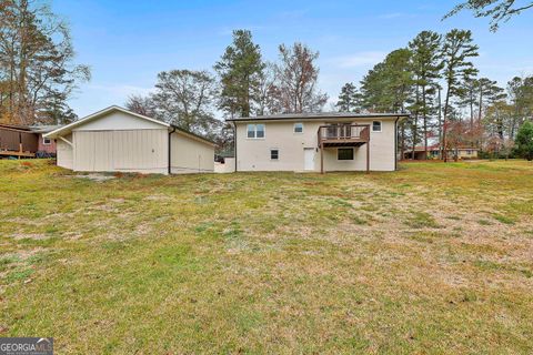 A home in Newnan