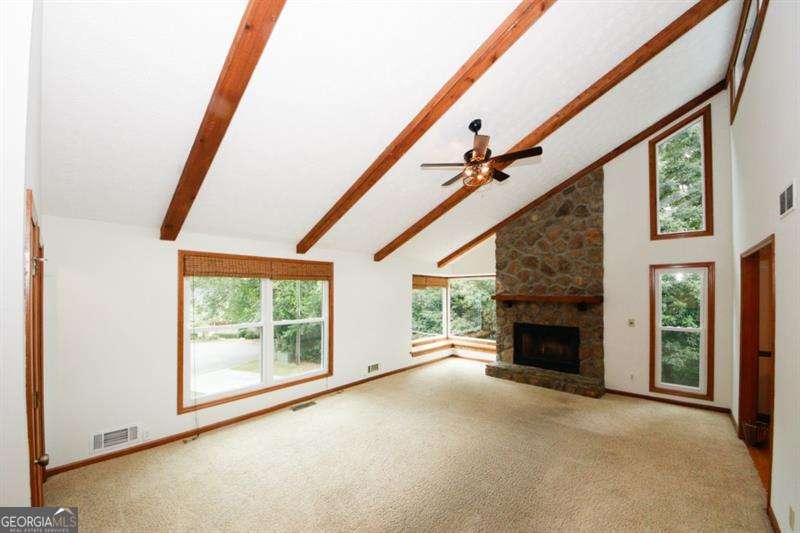 Woodstream - Residential Lease