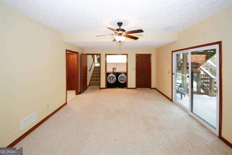 Woodstream - Residential Lease