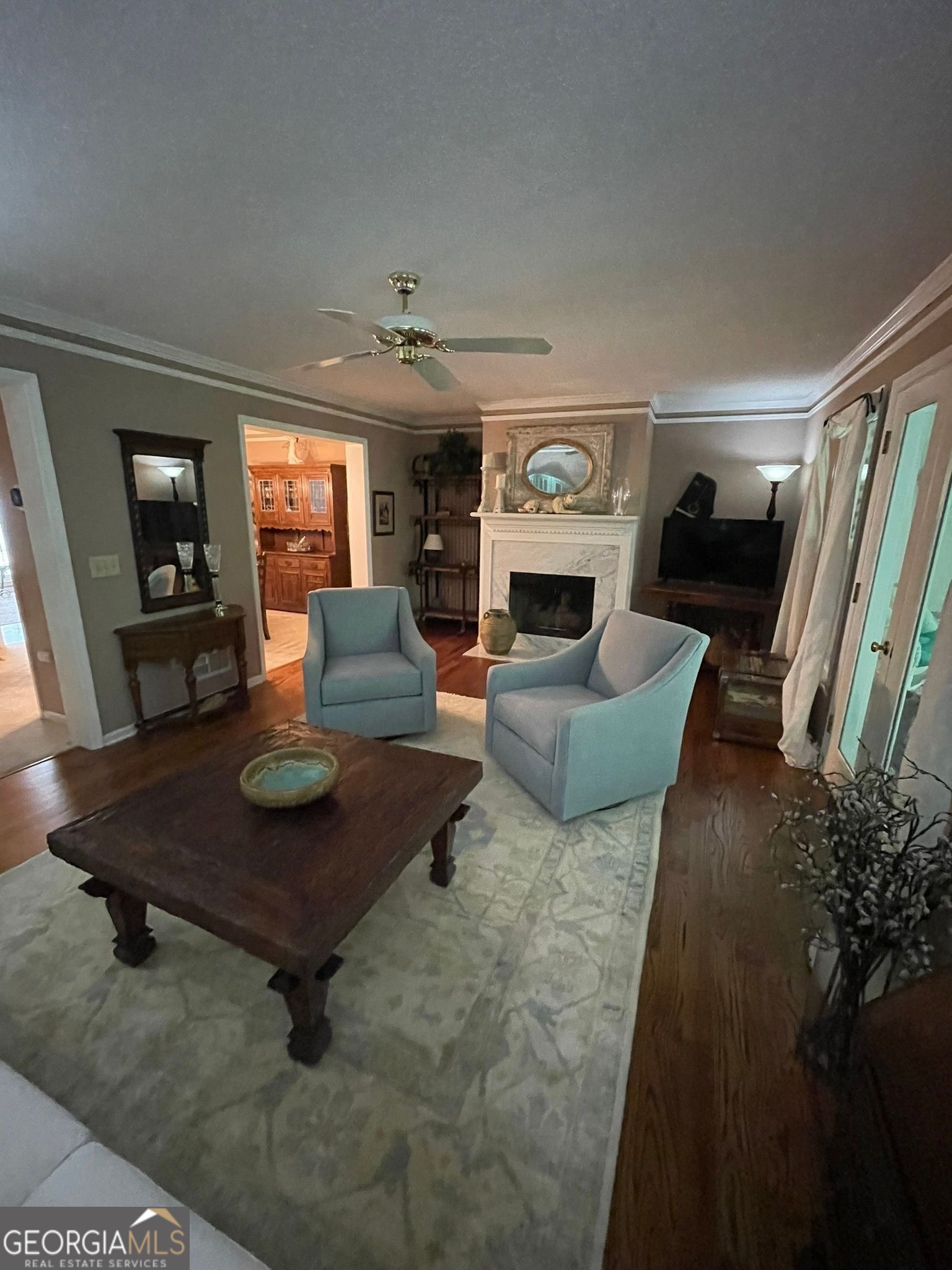 3901 Meeting ST