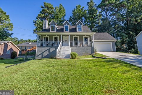 Photo of 1001 Pine Ridge Drive, Stone Mountain, GA 30087 (MLS # 10596307)