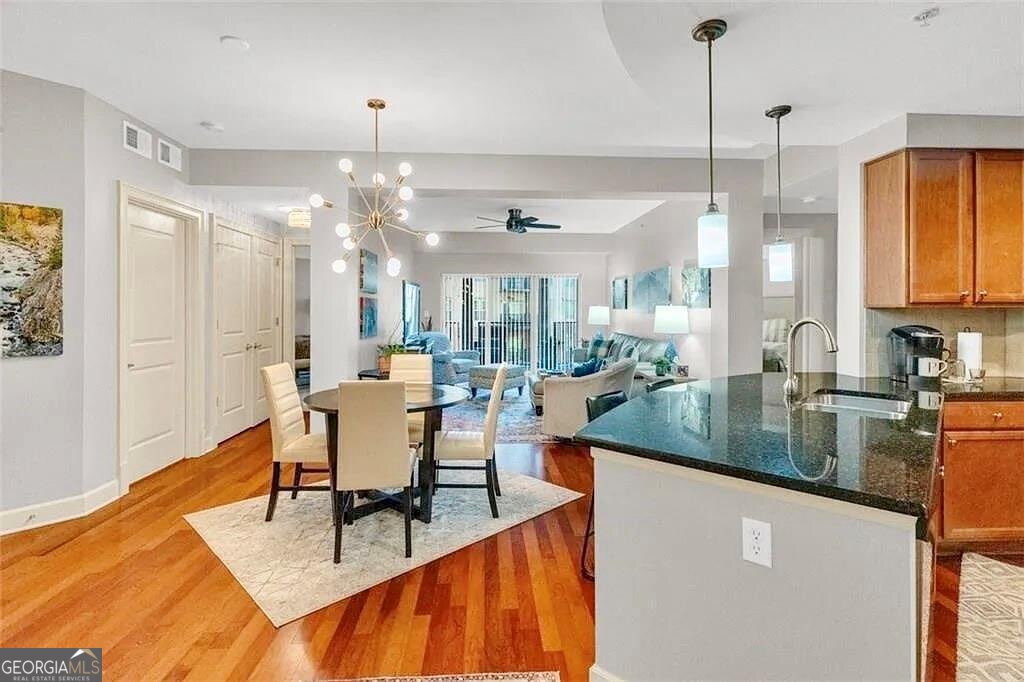 200 River Vista DR 436