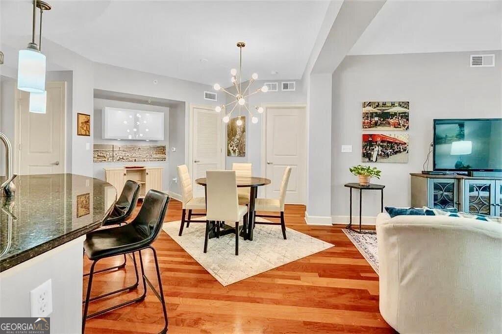 200 River Vista DR 436