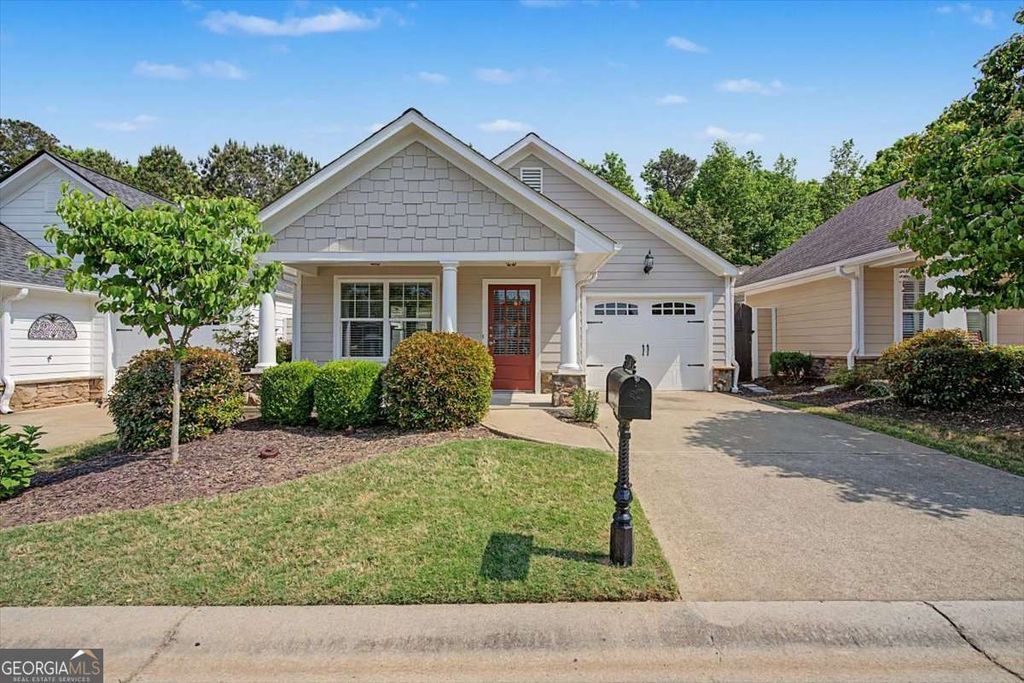 Photo of 516 Arden Close, Woodstock, GA 30188 (MLS # 10740847)