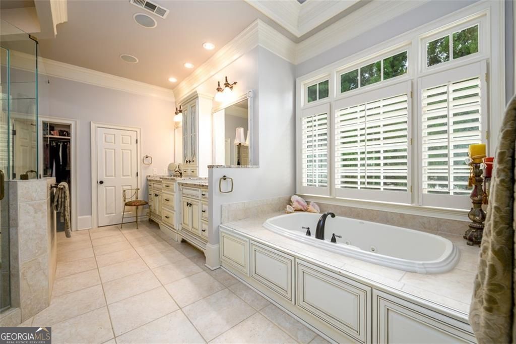 Duluth, Georgia 30097, United States, 5 Bedrooms Bedrooms, ,7 BathroomsBathrooms,Residential,Active,205094