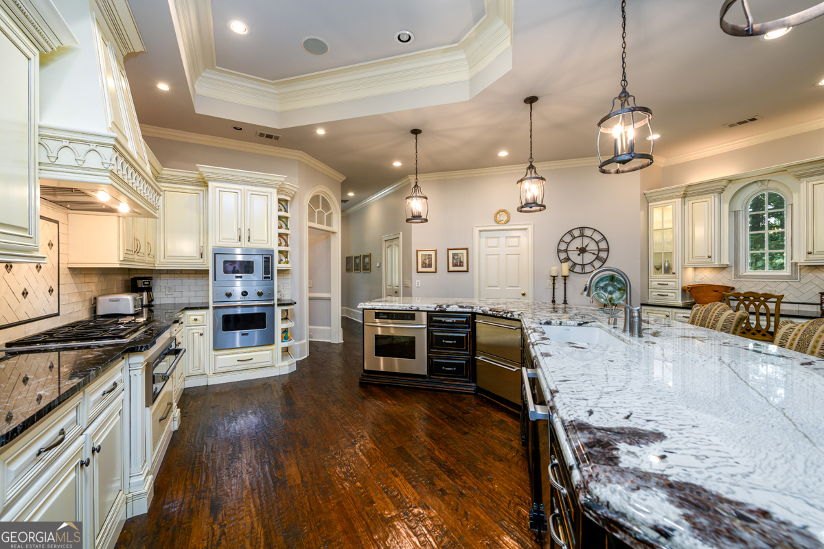 Duluth, Georgia 30097, United States, 5 Bedrooms Bedrooms, ,7 BathroomsBathrooms,Residential,Active,205094