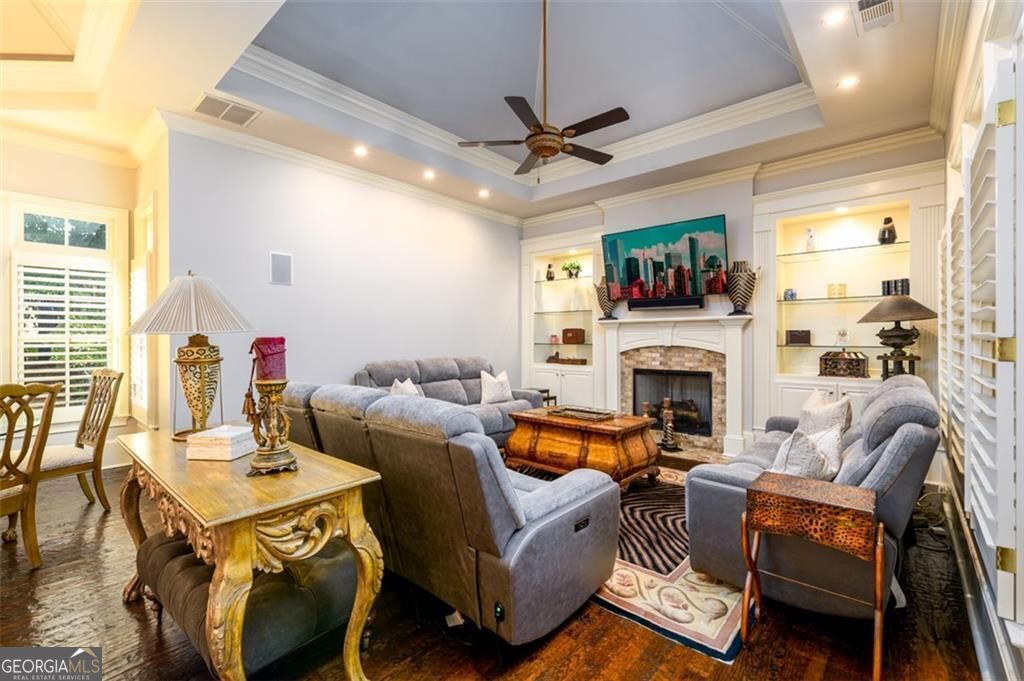 Duluth, Georgia 30097, United States, 5 Bedrooms Bedrooms, ,7 BathroomsBathrooms,Residential,Active,205094