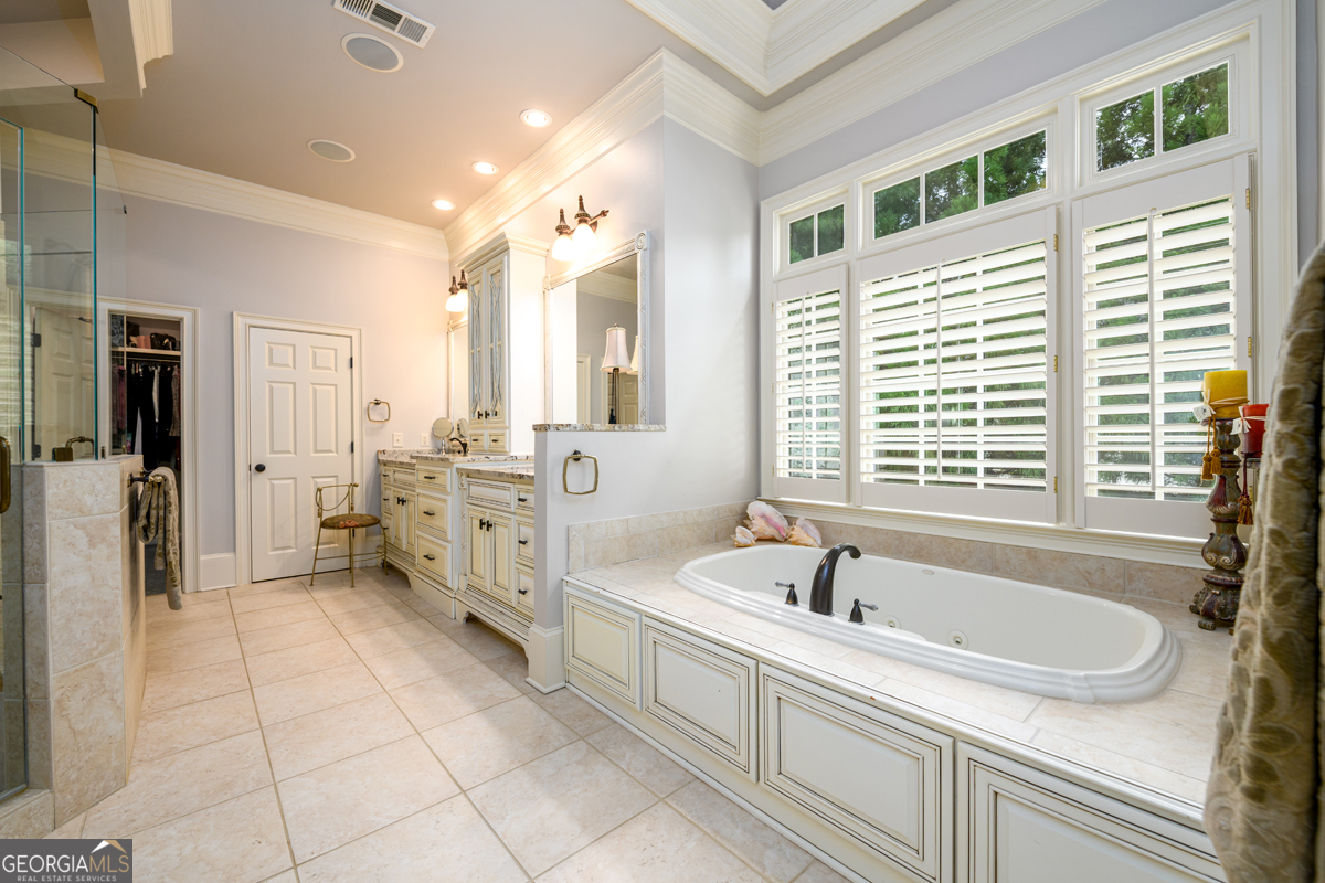 Duluth, Georgia 30097, United States, 5 Bedrooms Bedrooms, ,7 BathroomsBathrooms,Residential,Active,205094