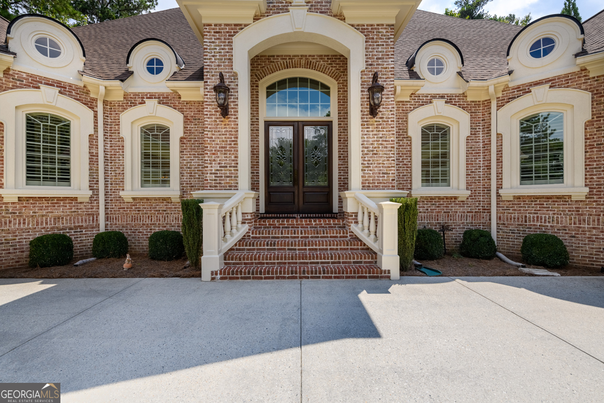 2569 Wynnton DR
