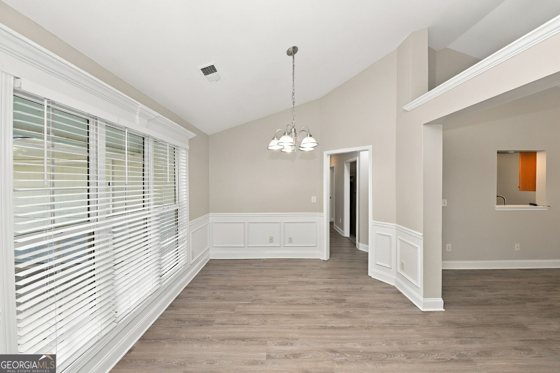 32 Devynwood LN