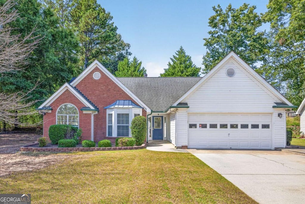 Photo of 3760 Sugarbrook Drive, Lawrenceville, GA 30044 (MLS # 10851973)