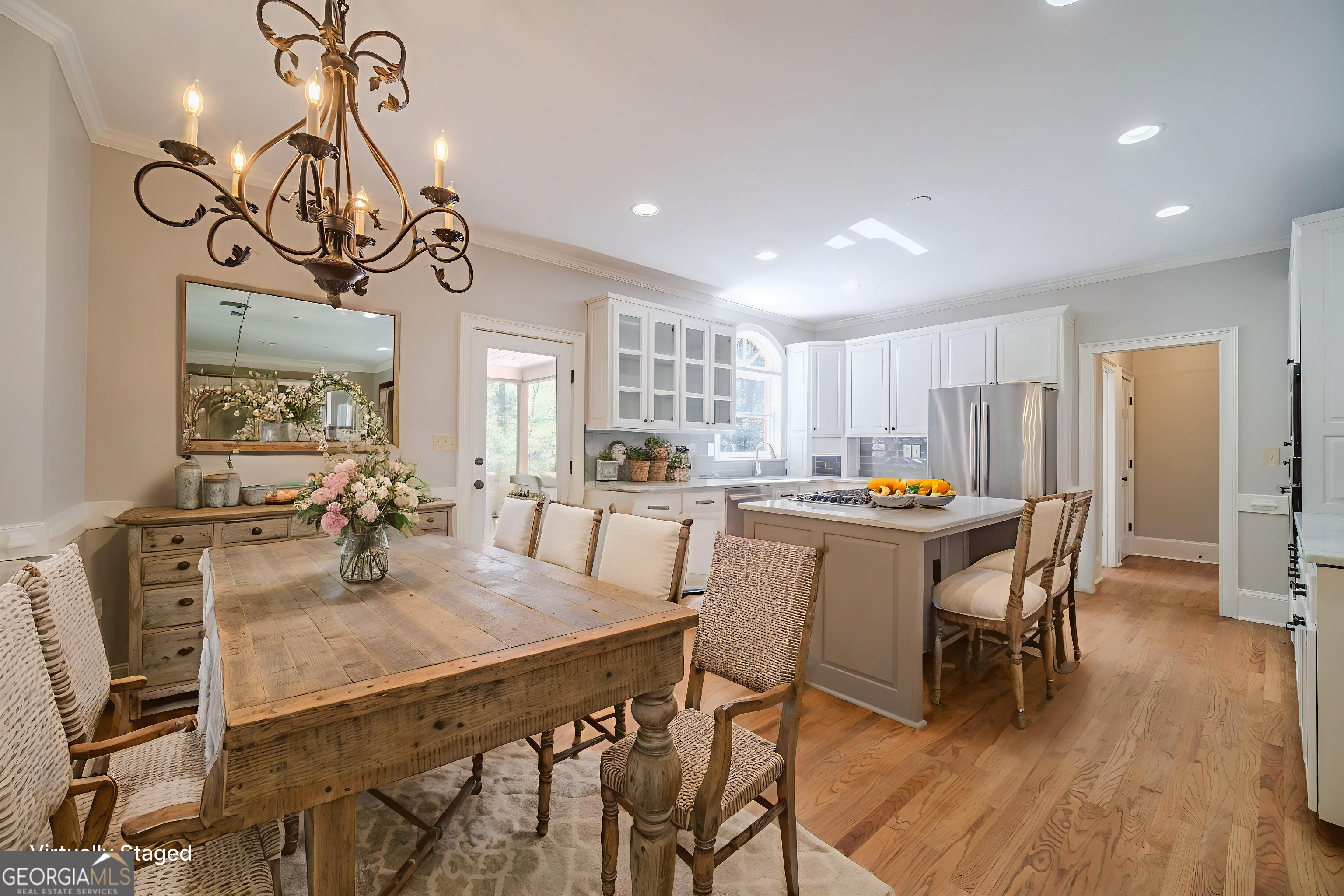 4745 Matthews Park DR