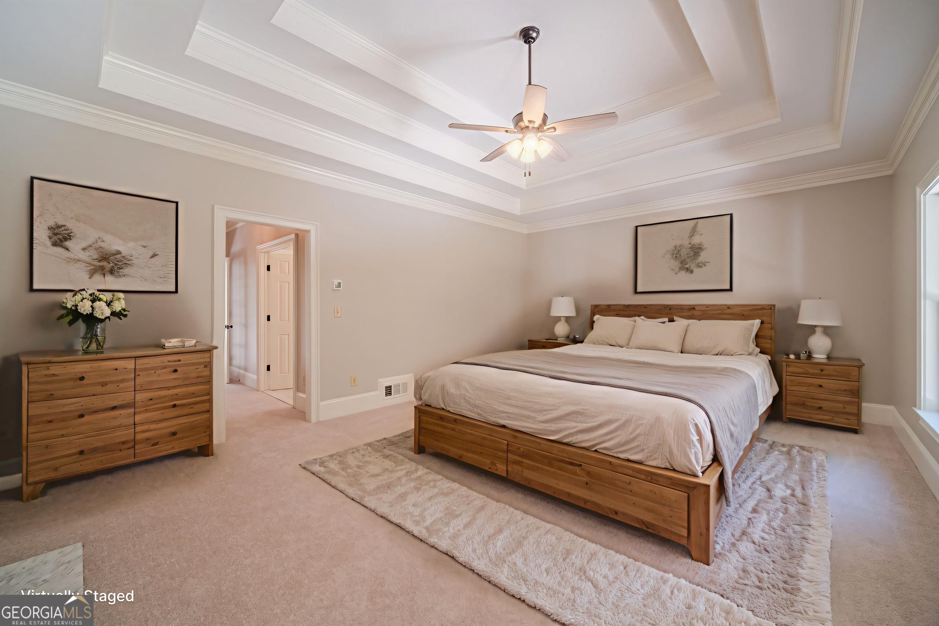 4745 Matthews Park DR