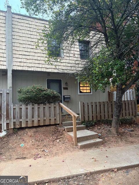 Photo of 6427 Stone Way, Morrow, GA 30260 (MLS # 10640624)