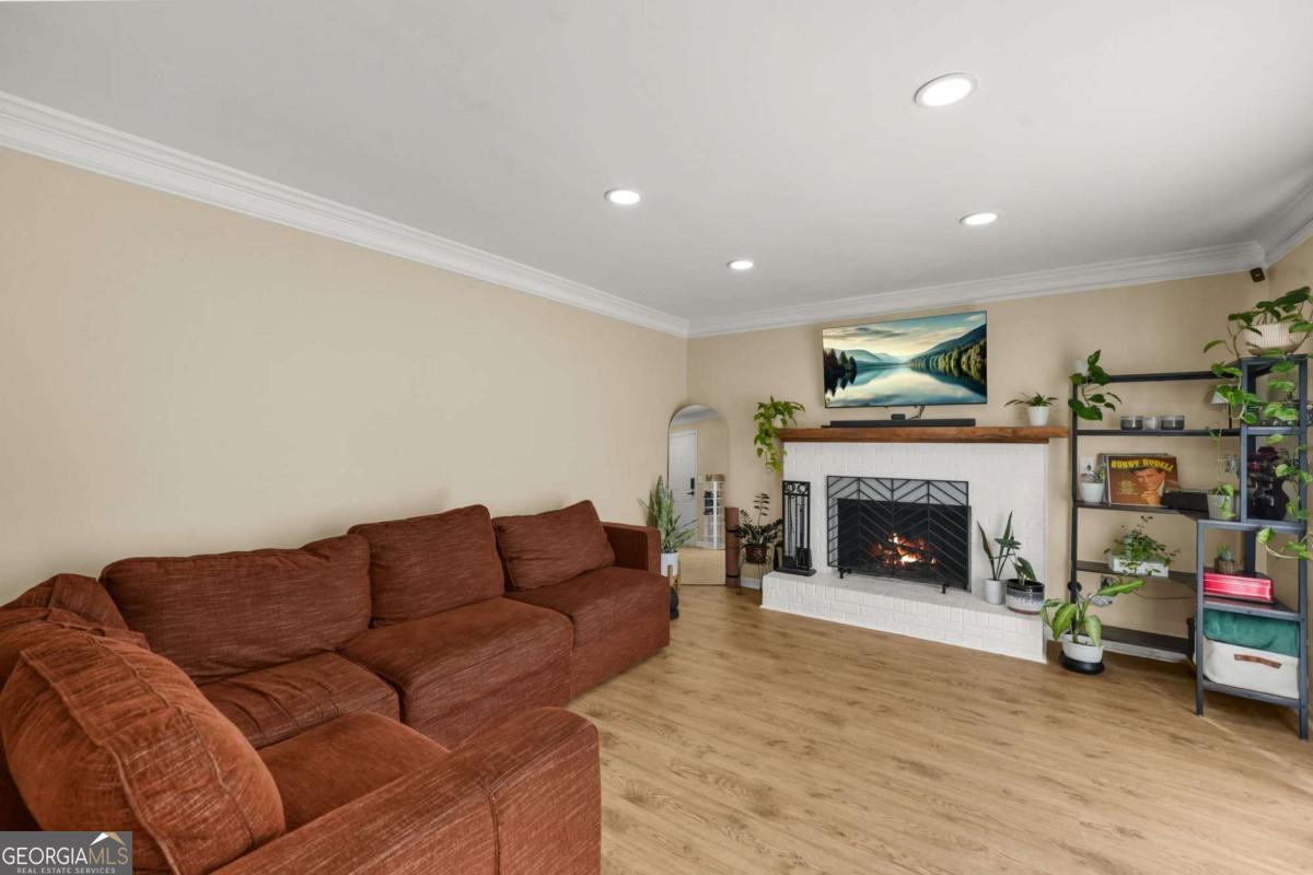 557 Picketts Bend CT