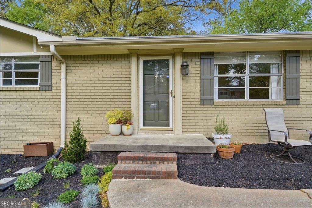 Photo of 2967 Sandy Lane, Smyrna, GA 30082 (MLS # 10724915)