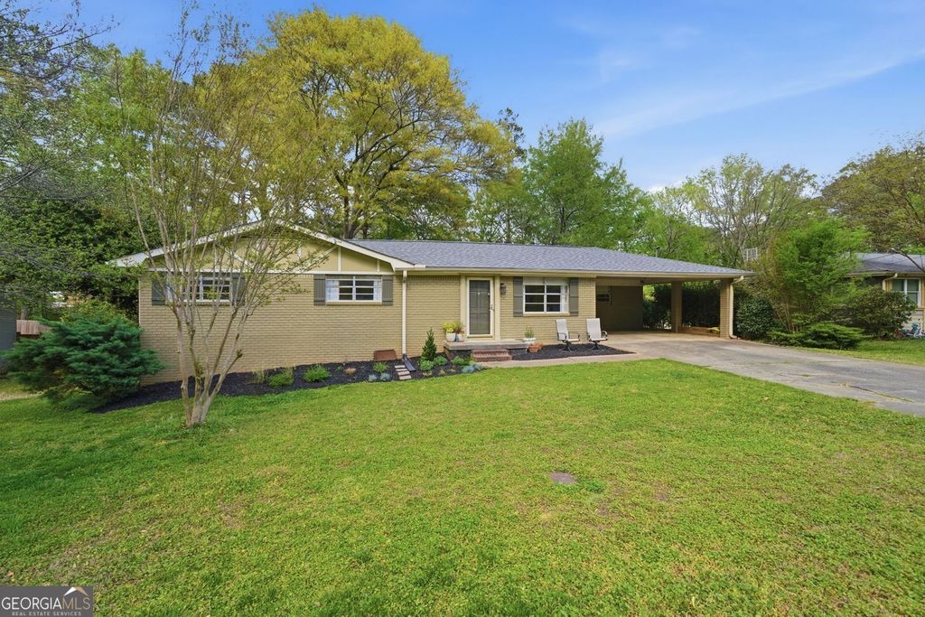 Photo of 2967 Sandy Lane, Smyrna, GA 30082 (MLS # 10724915)