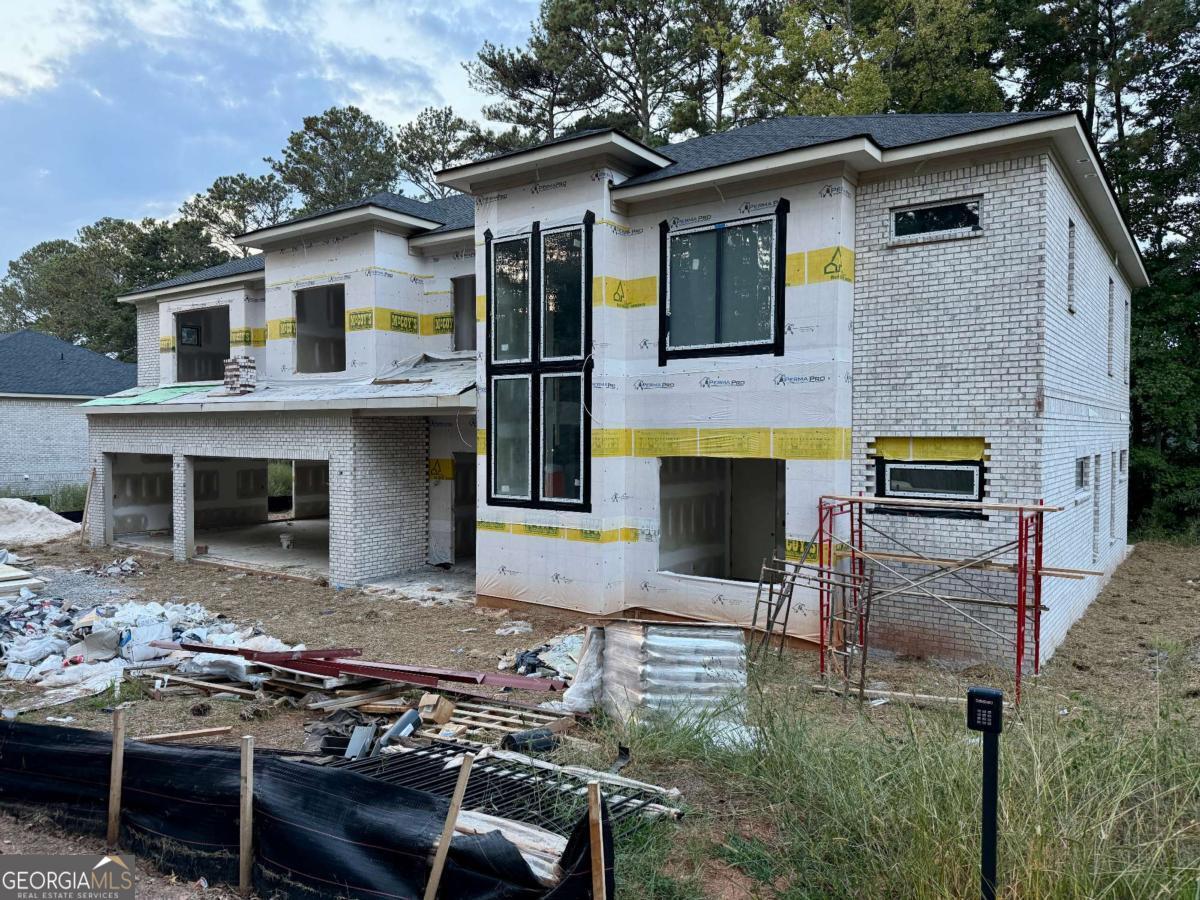 2695 Collins Hill RD