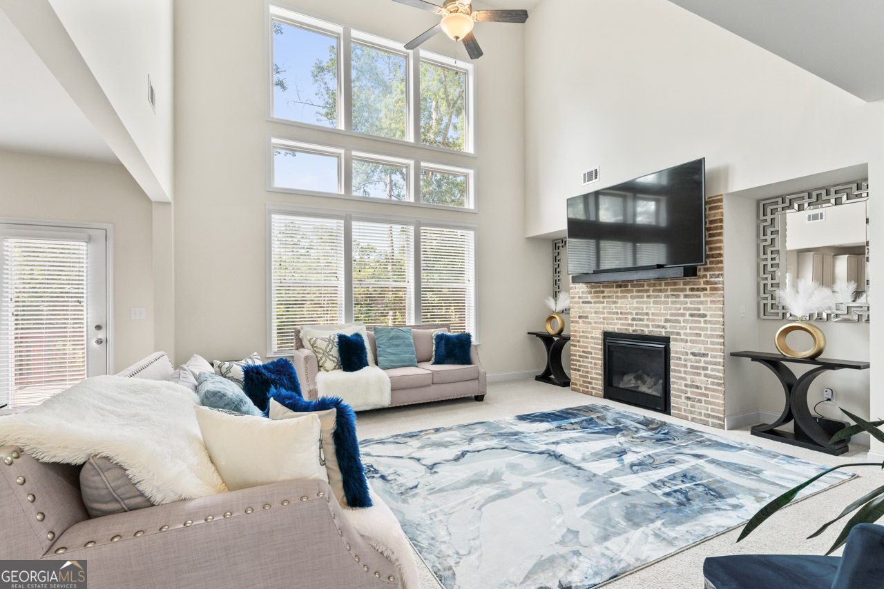 297 Aylesbury BLVD