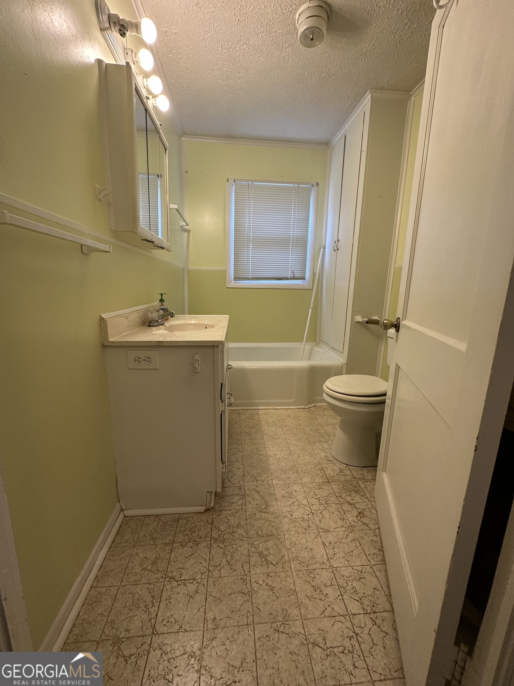 Hogansville, Georgia 30230, United States, 3 Bedrooms Bedrooms, ,2 BathroomsBathrooms,Residential,Active,219349