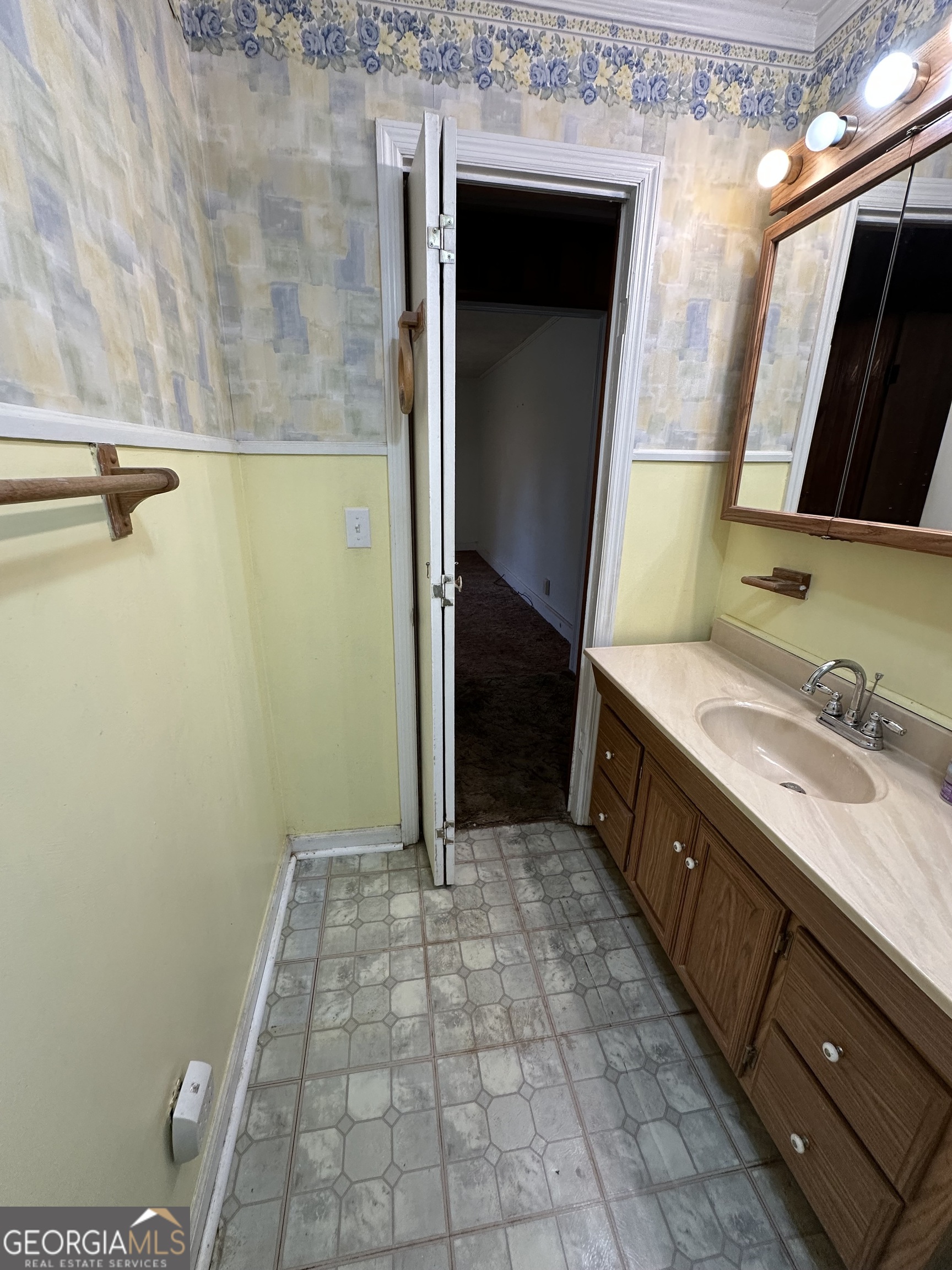 Hogansville, Georgia 30230, United States, 3 Bedrooms Bedrooms, ,2 BathroomsBathrooms,Residential,Active,219349