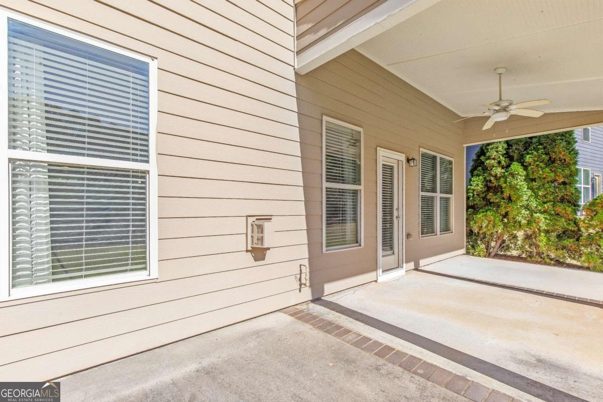 Whispering Lake - Residential