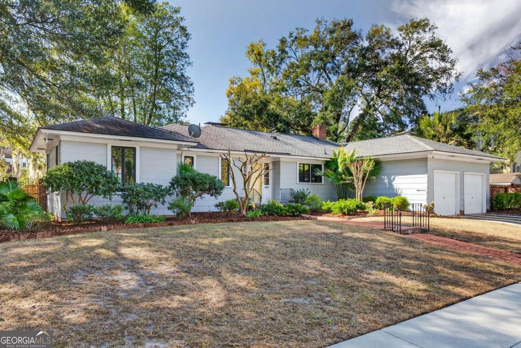 Photo of 415 Kentucky Avenue, Savannah, GA 31404 (MLS # 10683456)