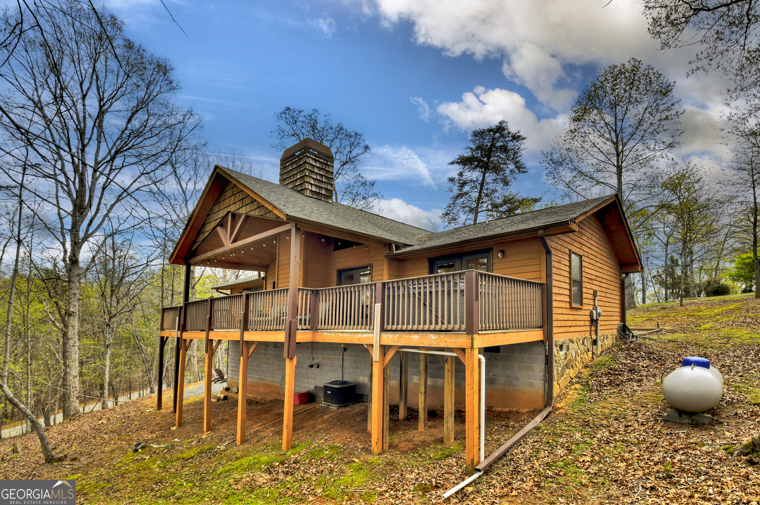 48 Logan DR