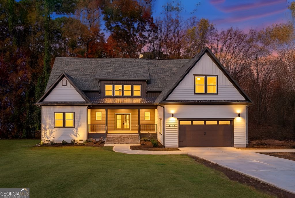 Photo of 4557 Duncan Dr, Sugar Hill, GA 30518 (MLS # 10699455)