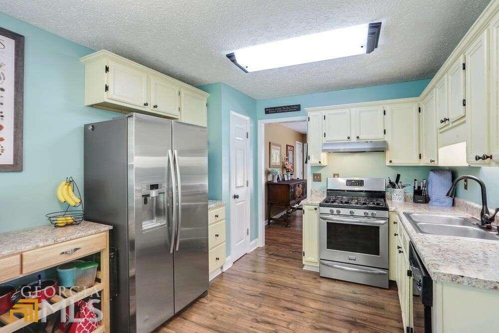 Burnt Hickory Estates - Residential Lease