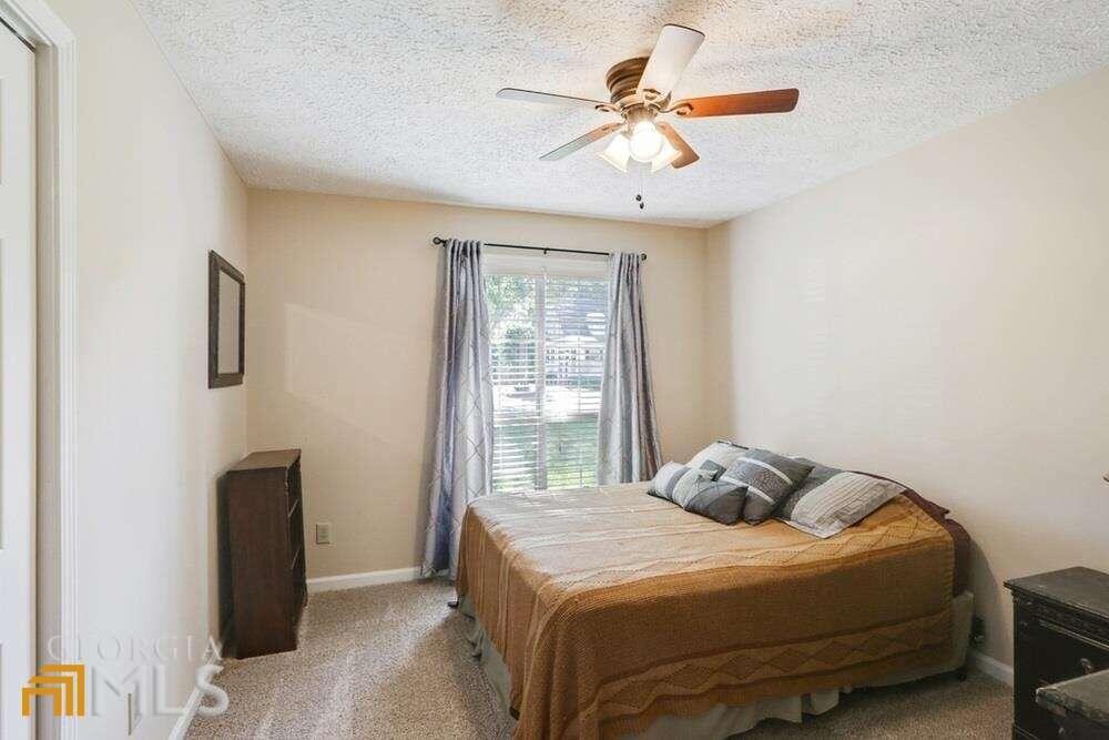 Burnt Hickory Estates - Residential Lease
