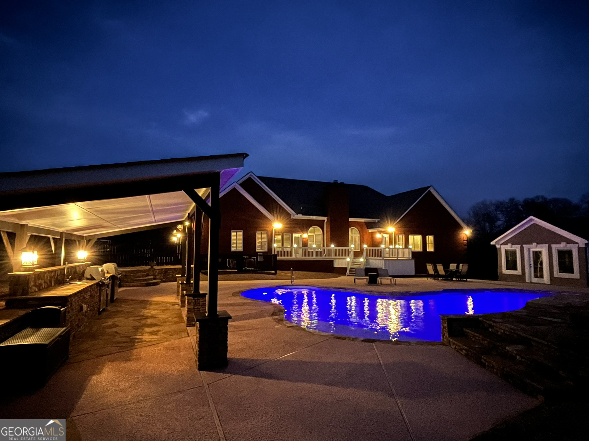 1015 N Walkers Mill RD