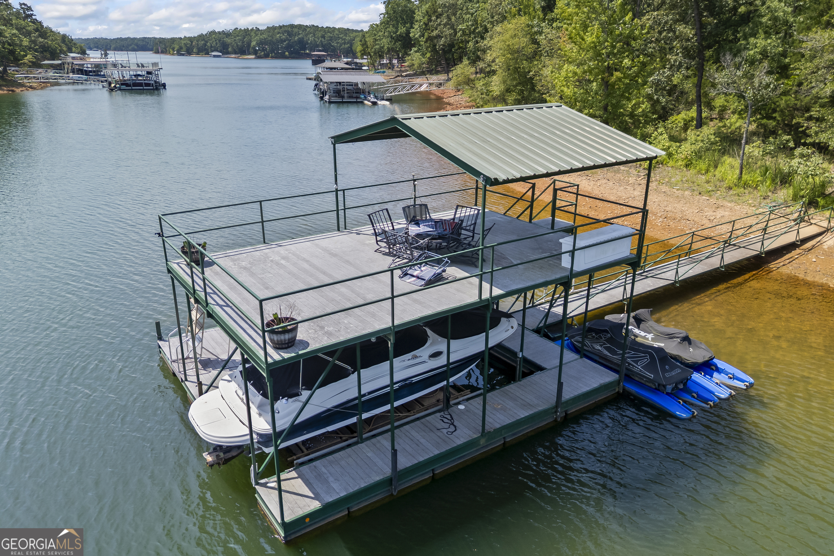 425 Wyndward Point DR