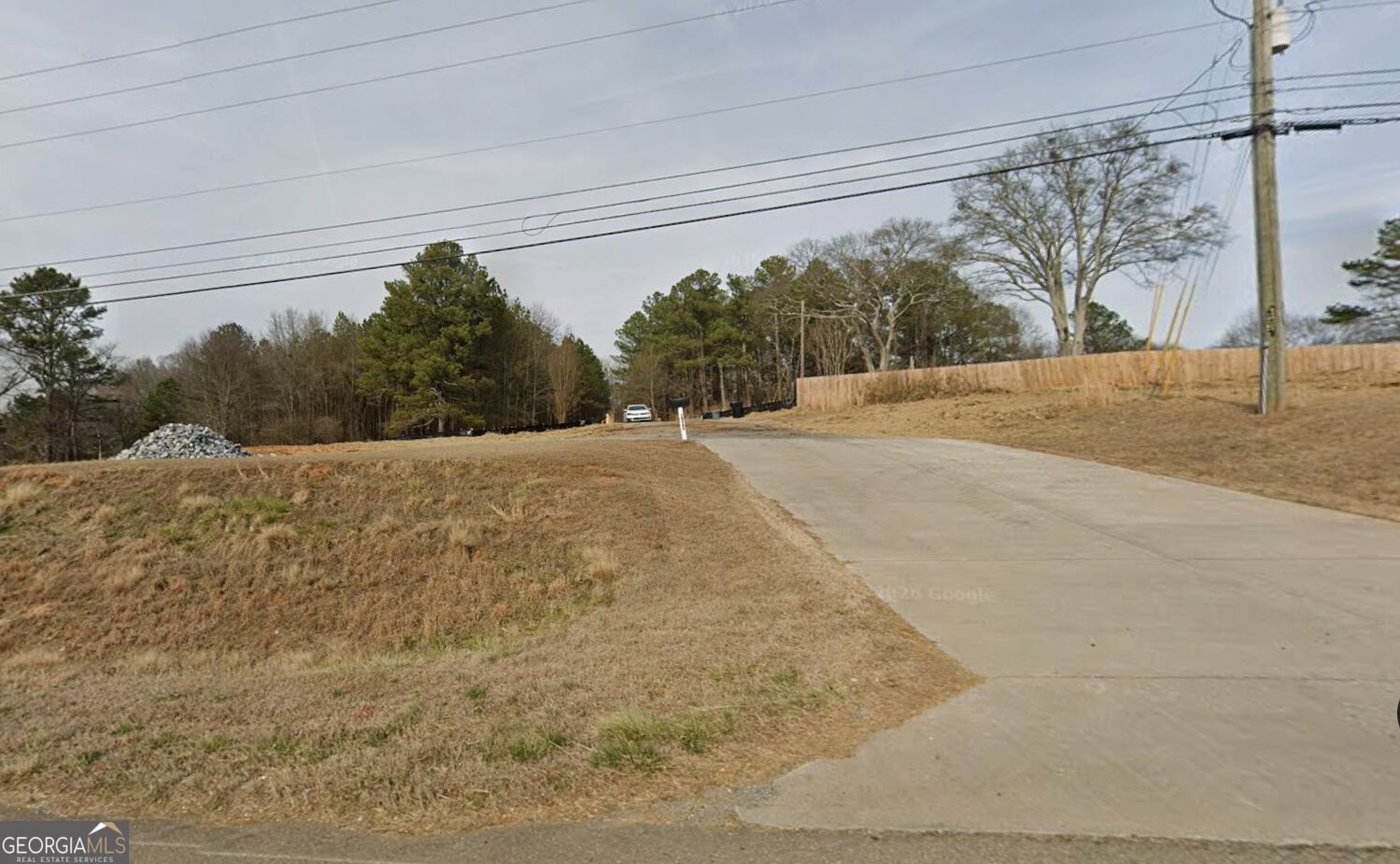 10589 Cumming HWY