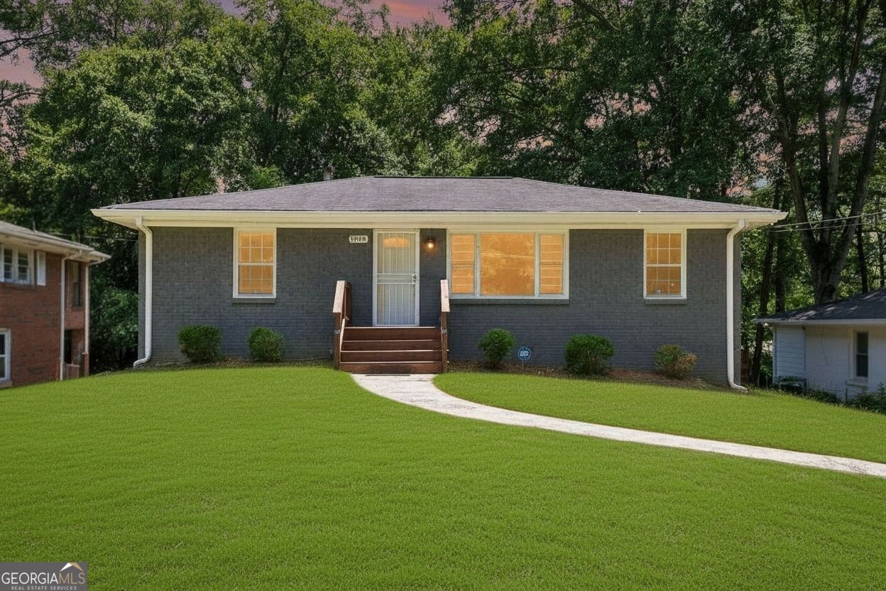 1908 Penelope RD NW
